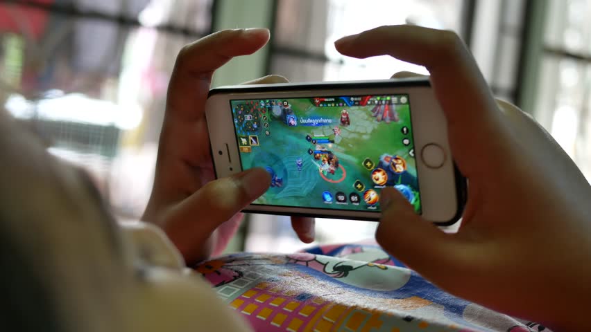 Best MOBA Games For iPhone and iPad